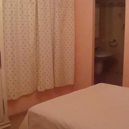 Les Pierres Villa *